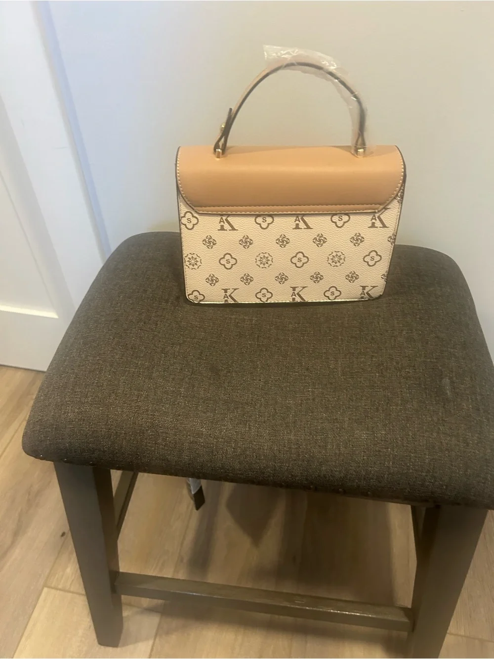 Purse Tan & Cream Top-Handle Satchel - Picture 4 of 9